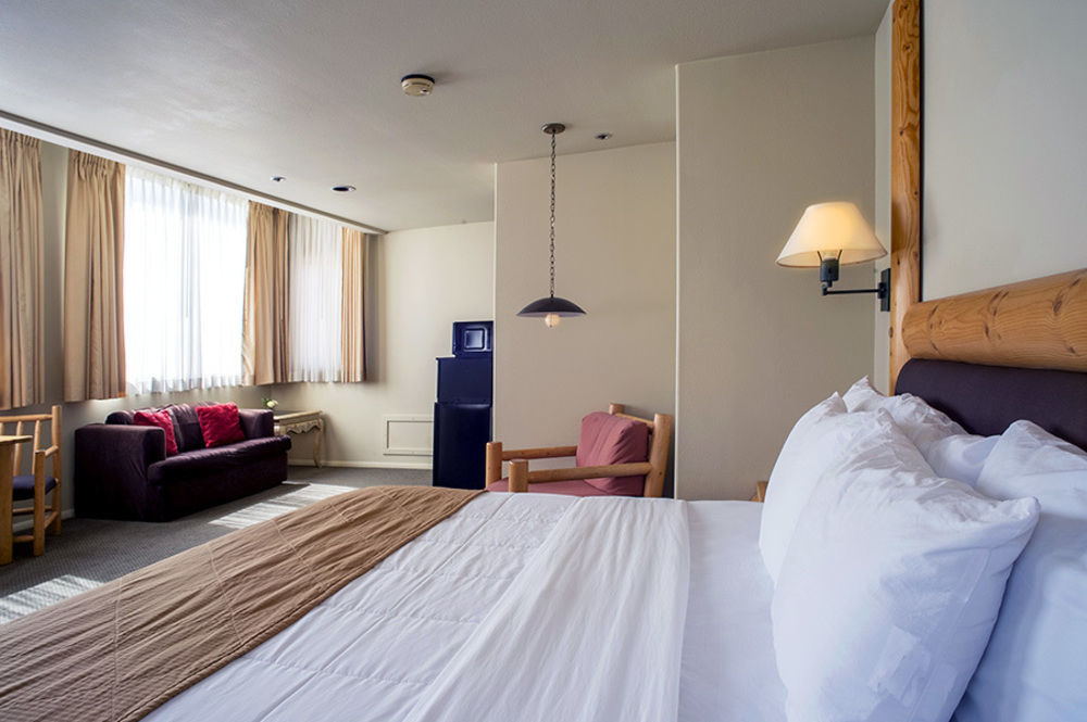 Hotel קטצ'אם מראה חיצוני תמונה